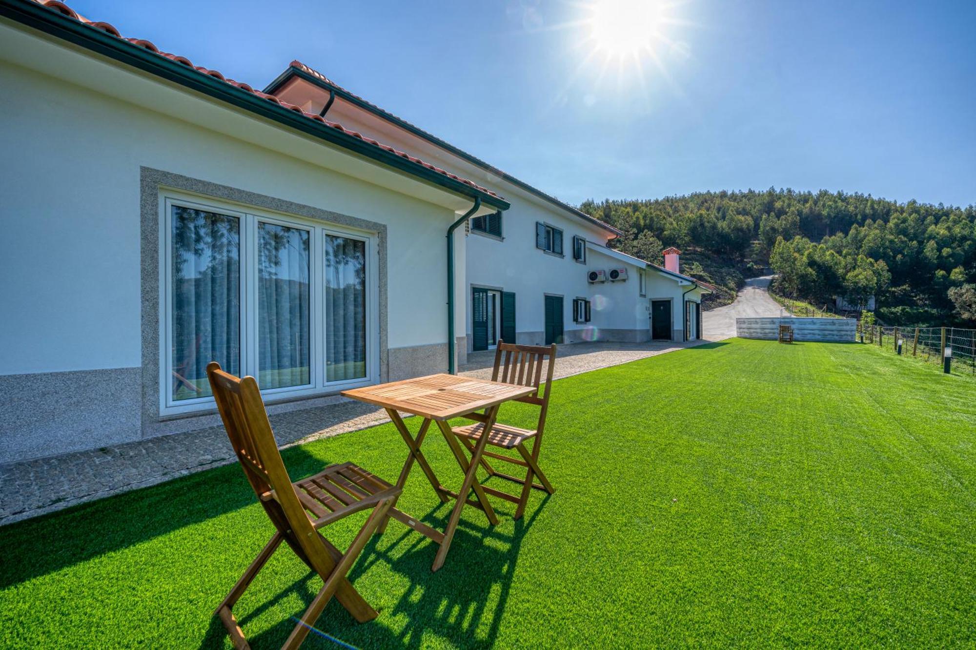 Central Suites Arouca Exterior photo