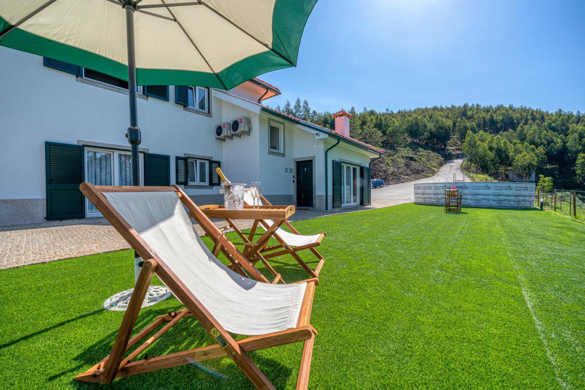 Central Suites Arouca Exterior photo
